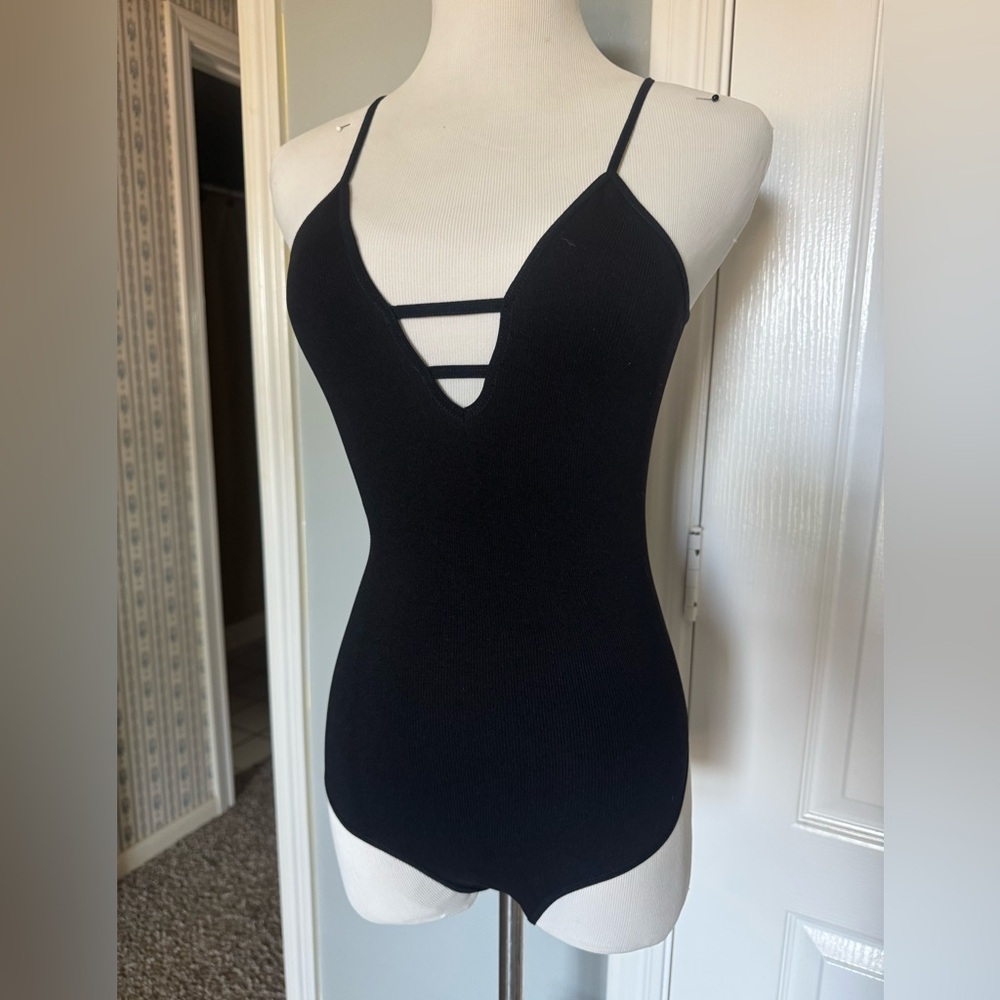 Free People movement Black, Strappy V-Neck Bodysuit in size XS/S